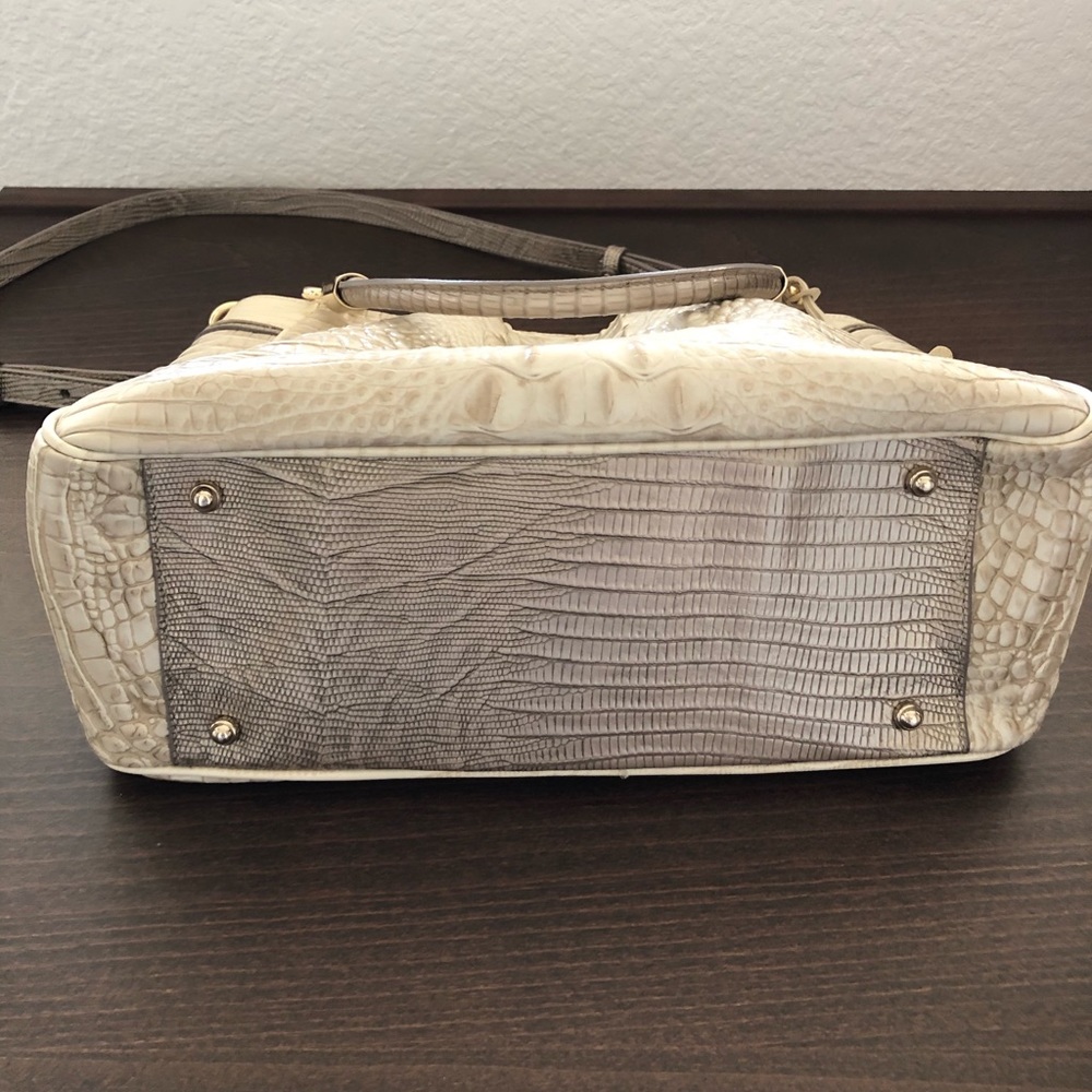Handbag - Picture 3 of 3